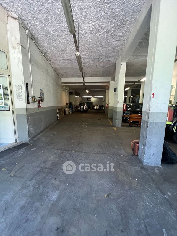 Negozio/Locale commerciale in Vendita in Via Francesco Bonfiglio 47 a Roma