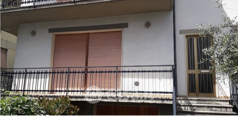 Appartamento in Vendita in Via Montello a Pistoia