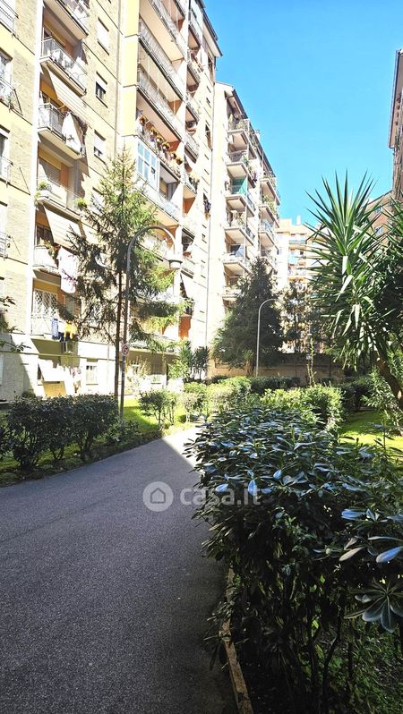 Appartamento in Vendita in Via Filippo Meda a Roma