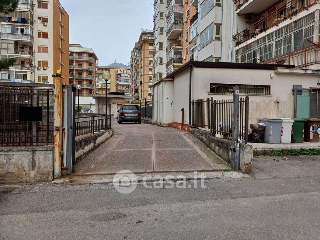 Garage/Posto auto in Vendita in Via Portogallo a Palermo