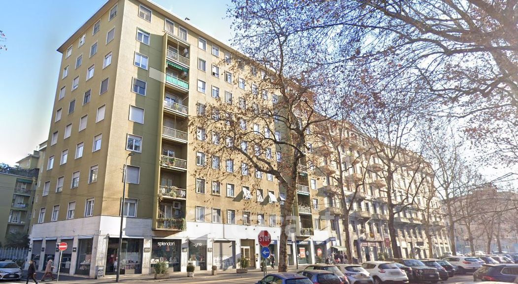 Appartamento in Vendita in Viale Umbria 82 a Milano