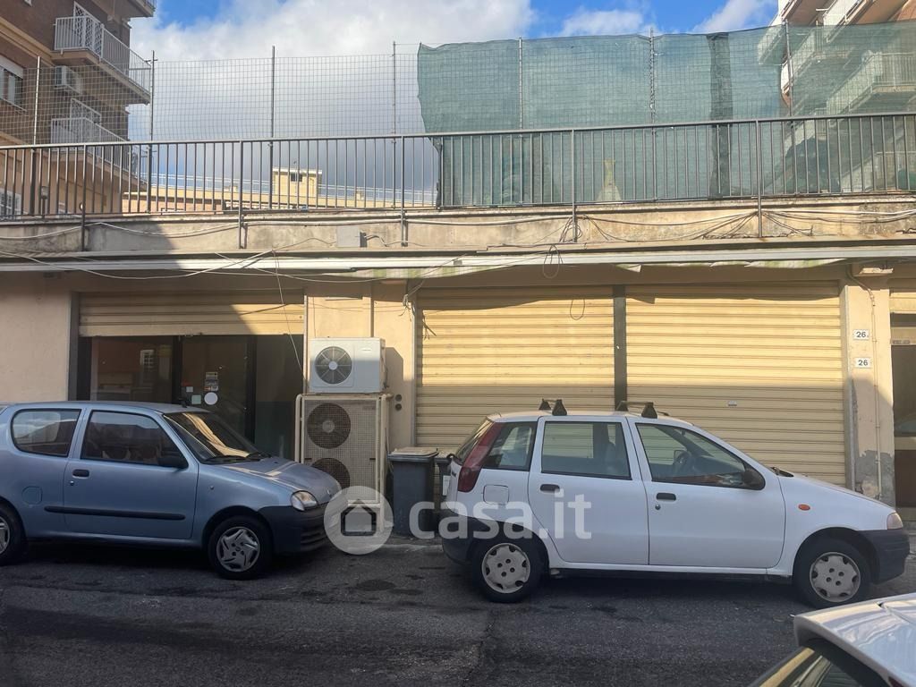 Negozio/Locale commerciale in Affitto in Via Manlio Quarantelli a Velletri