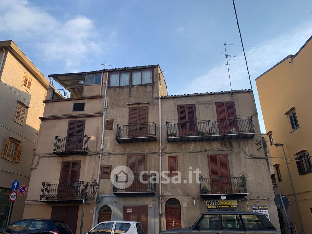 Casa indipendente in Vendita in Via Francesco Bentivegna 81 a Corleone