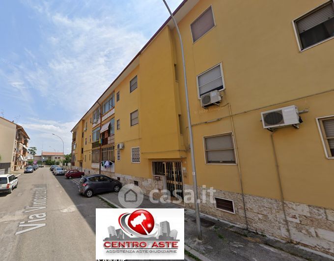 Appartamento in Vendita in Via Vincenzo Monti a Foggia