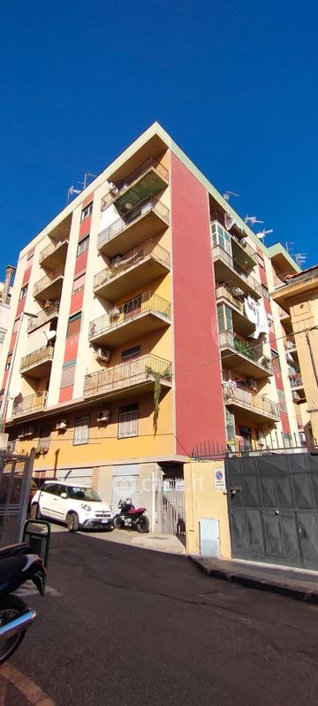 Appartamento in Vendita in Via Giuseppe Bottone a Messina