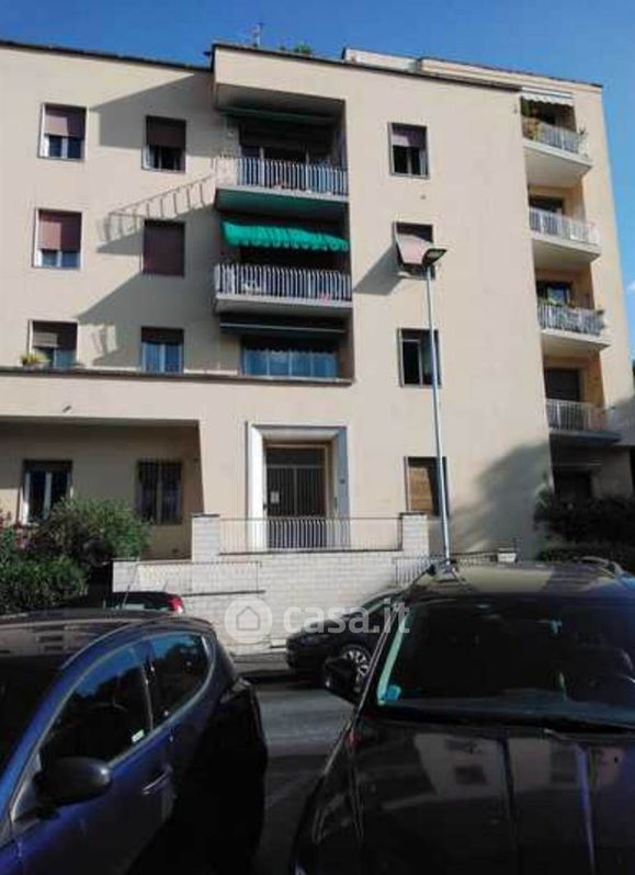 Appartamento in Vendita in Via Fratelli Bronzetti 16 a Firenze