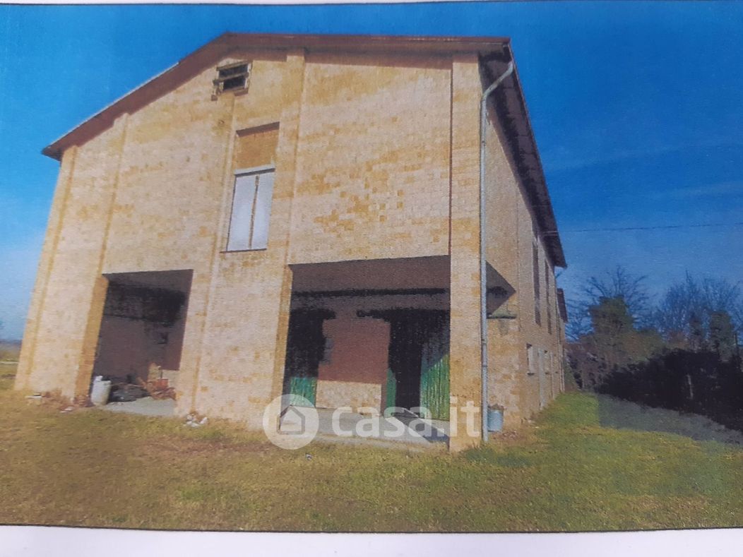 Rustico/Casale in Vendita in Via Jacopo da Porto Sud 500 a Modena