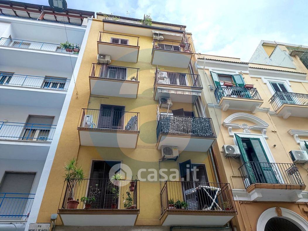Appartamento in Vendita in Via Michele de Napoli 33 a Bari