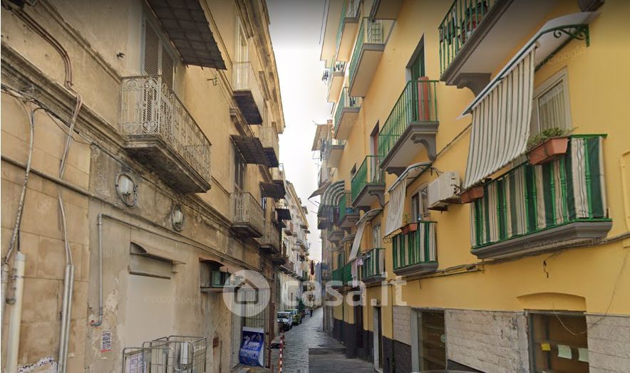 Appartamento in Vendita in Via Duca degli Abruzzi 81 a Napoli
