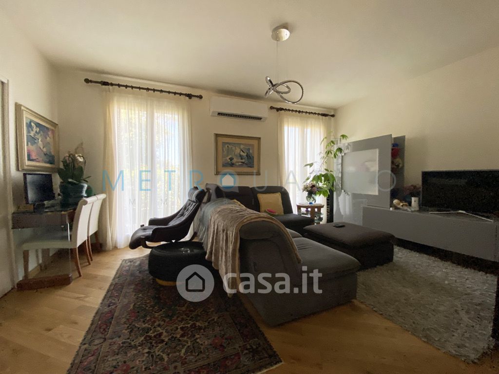 Appartamento in Vendita in Via Duca Cosimo a Livorno