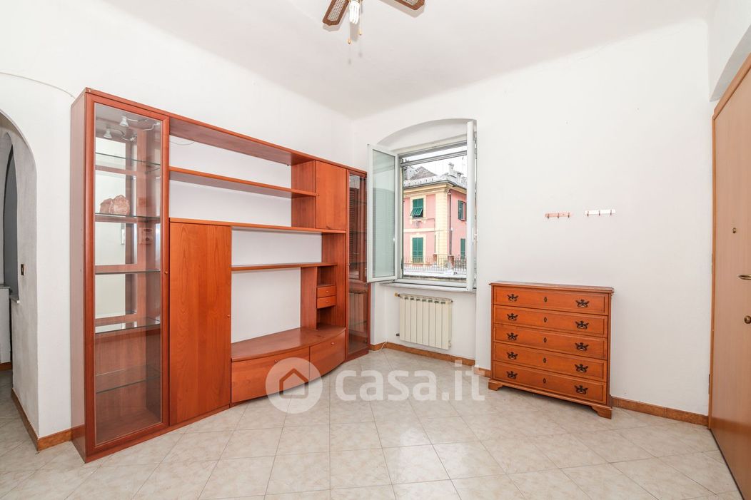 Appartamento in Vendita in Via Ambrogio Negrone a Genova
