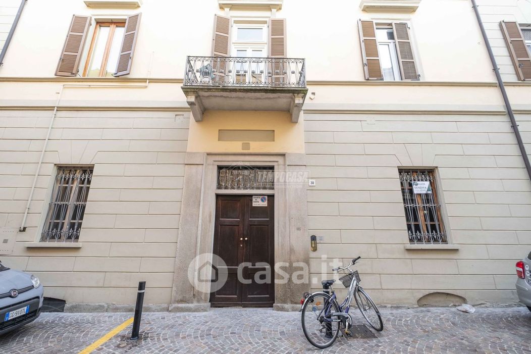 Appartamento in Vendita in Via Giovanni E Ottavio Laviny a Vercelli