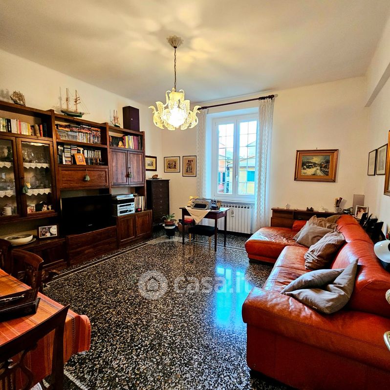 Appartamento in Vendita in Via SAN BERNARDO a Genova
