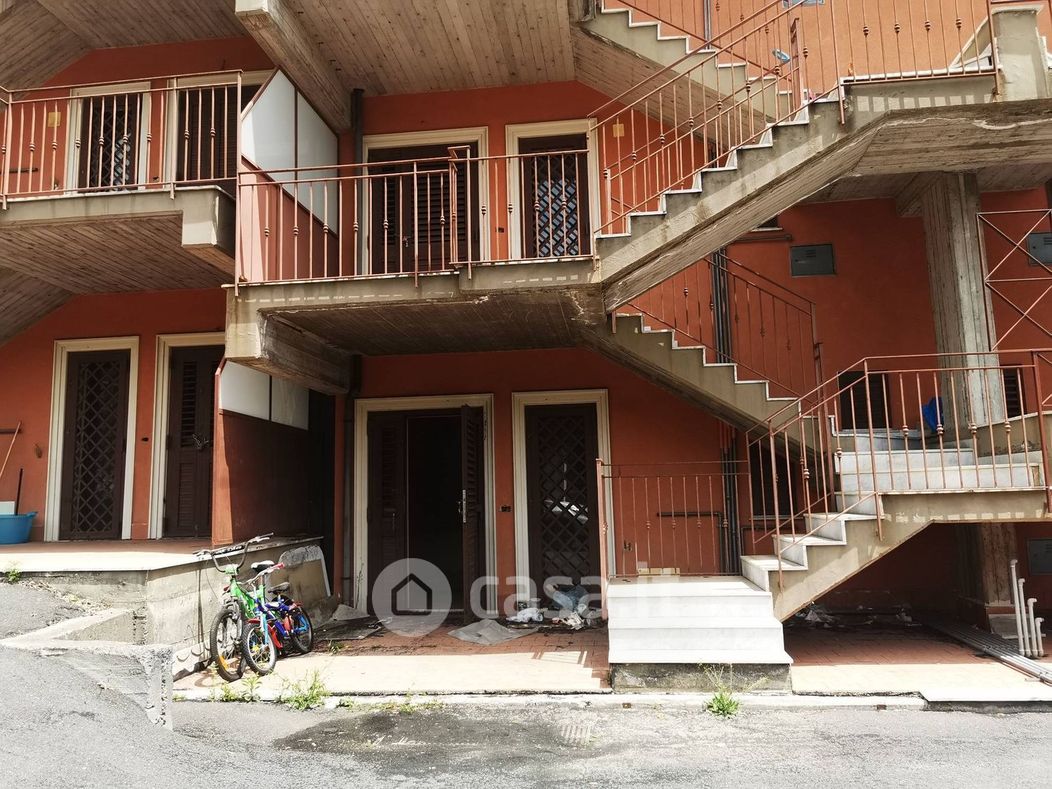 Appartamento in Vendita in Via Scale Sant'Antonio a Aci Catena