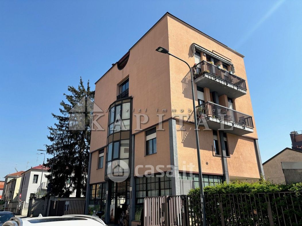Appartamento in Affitto in Via Apelle 74 a Milano