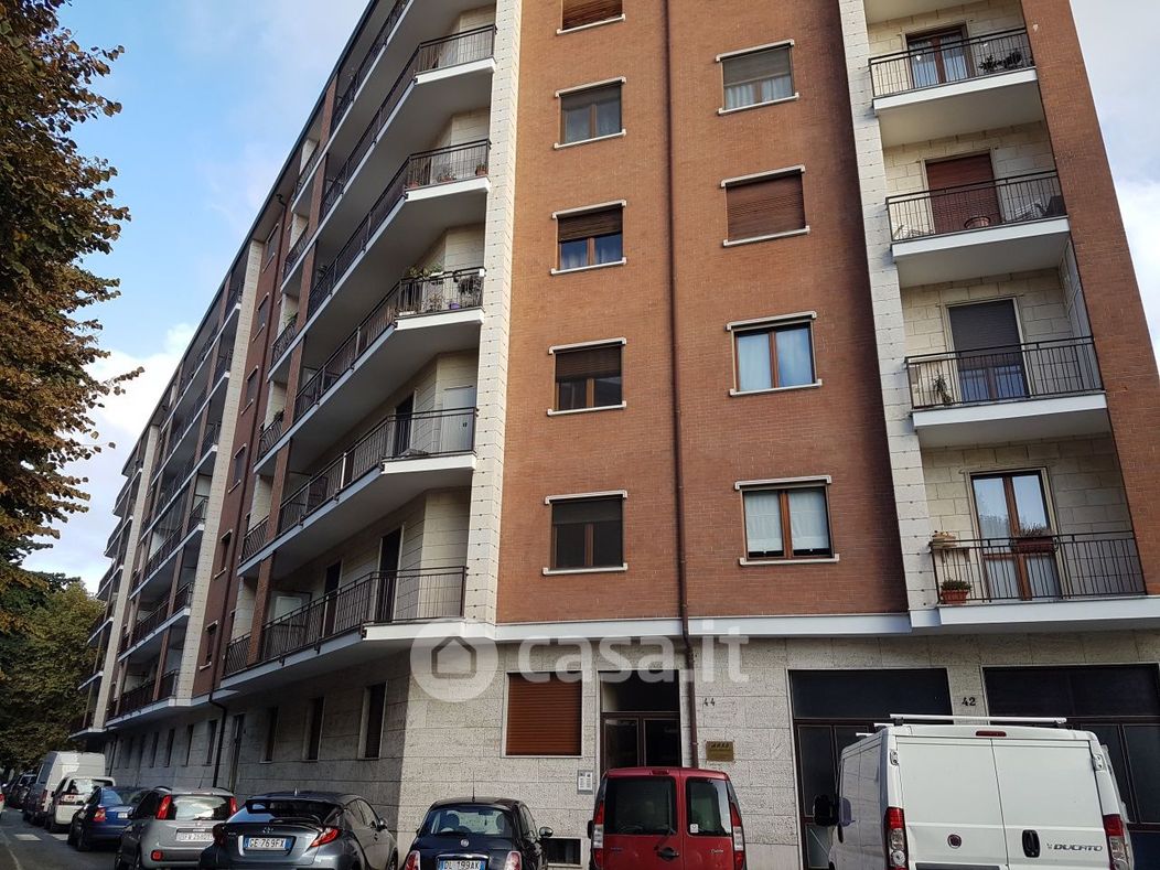 Appartamento in Affitto in Viale Vittorio Veneto a Chivasso