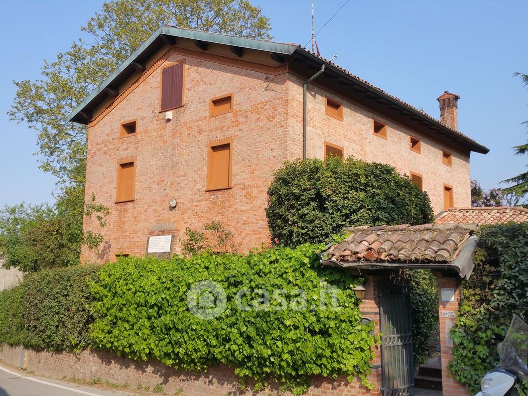 Villa in Vendita in Via di Gaibola a Bologna