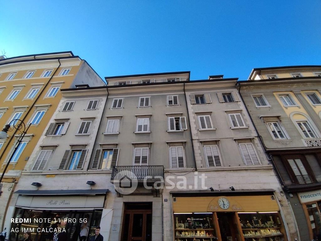 Appartamento in Vendita in Corso Umberto Saba a Trieste