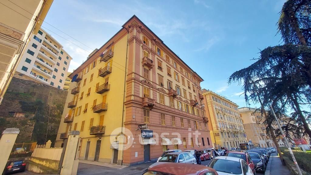 Appartamento in Vendita in Via San Martino a Genova