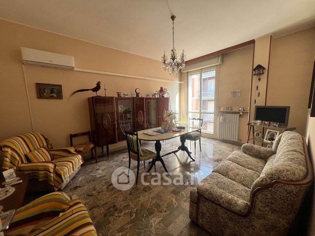 Appartamento in Vendita in Via Gaspare Pedone 37 a Cremona