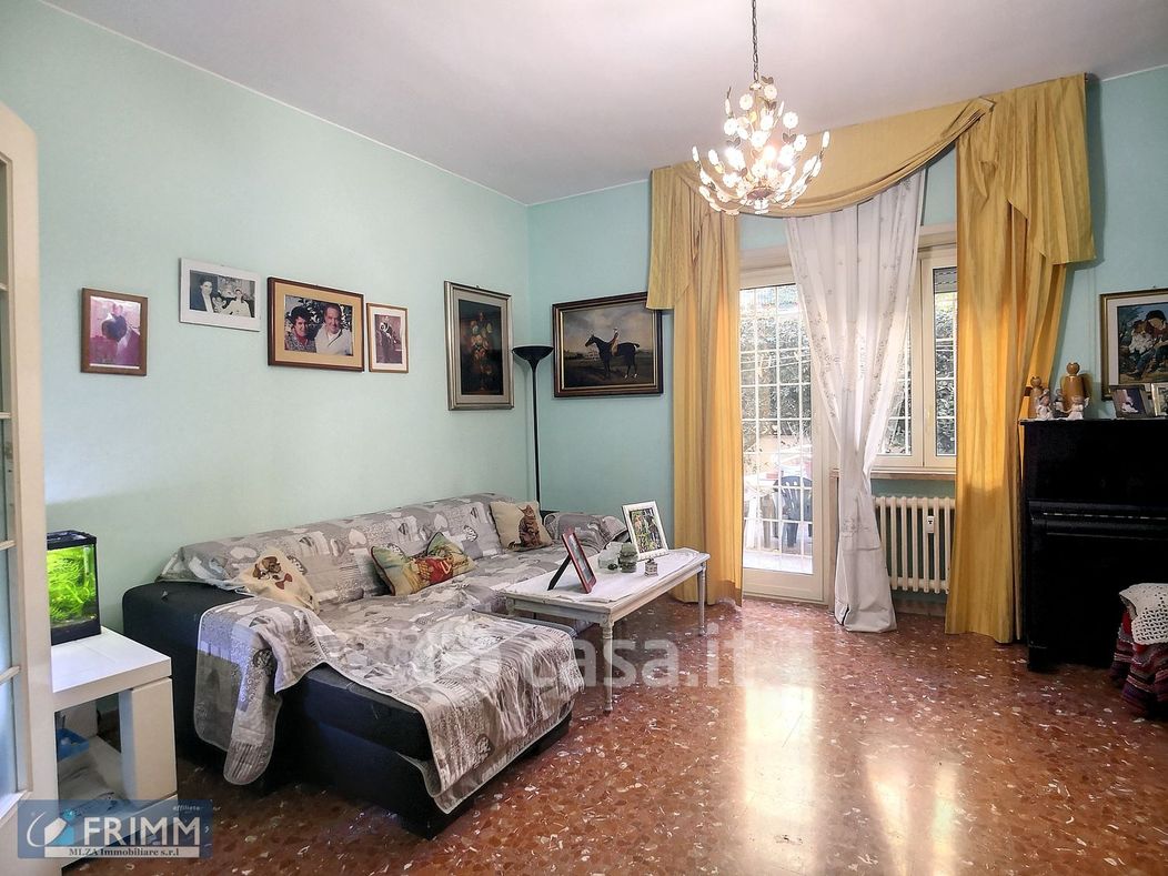 Appartamento in Vendita in Via Augusto Conti 22 a Roma