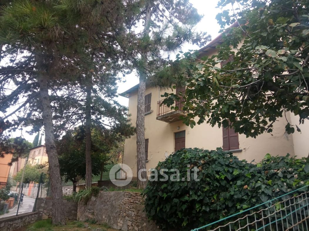 Villa in Vendita in Via Vecchi a Perugia