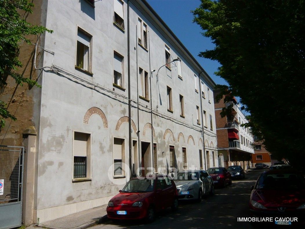 Appartamento in Vendita in Via Spartaco a Ferrara