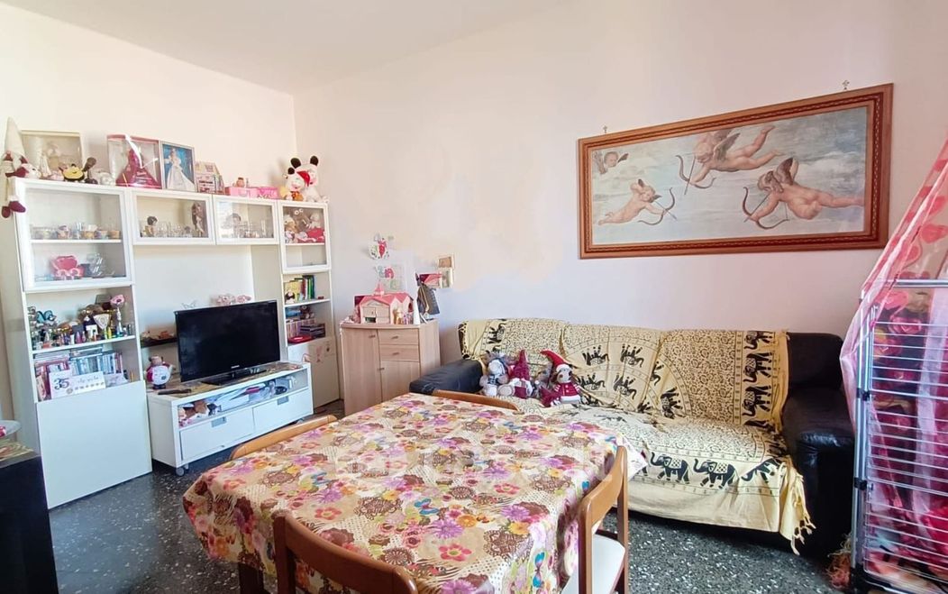 Appartamento in Vendita in Via Piero Maroncelli 16 a Genova