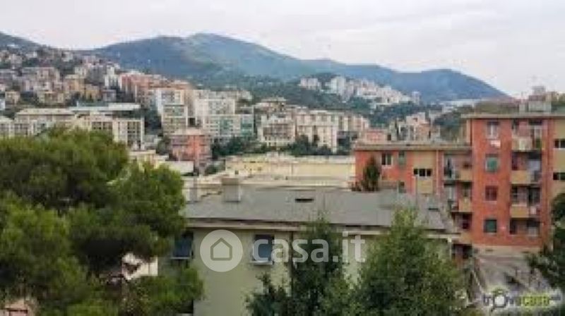 Appartamento in Vendita in a Genova