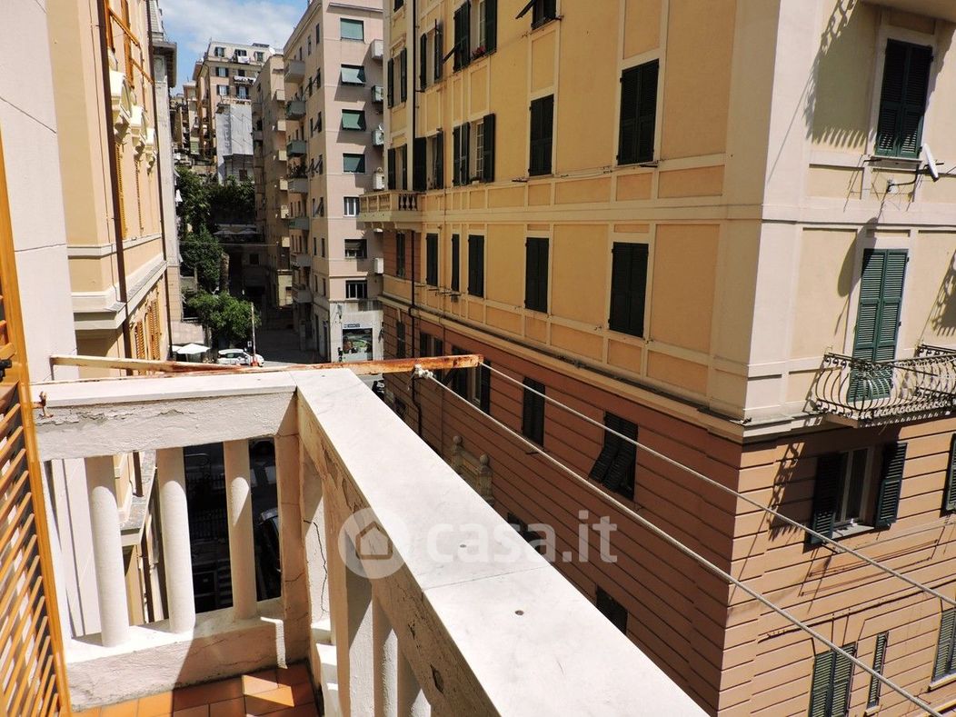 Appartamento in Vendita in Via degli Arditi a Genova