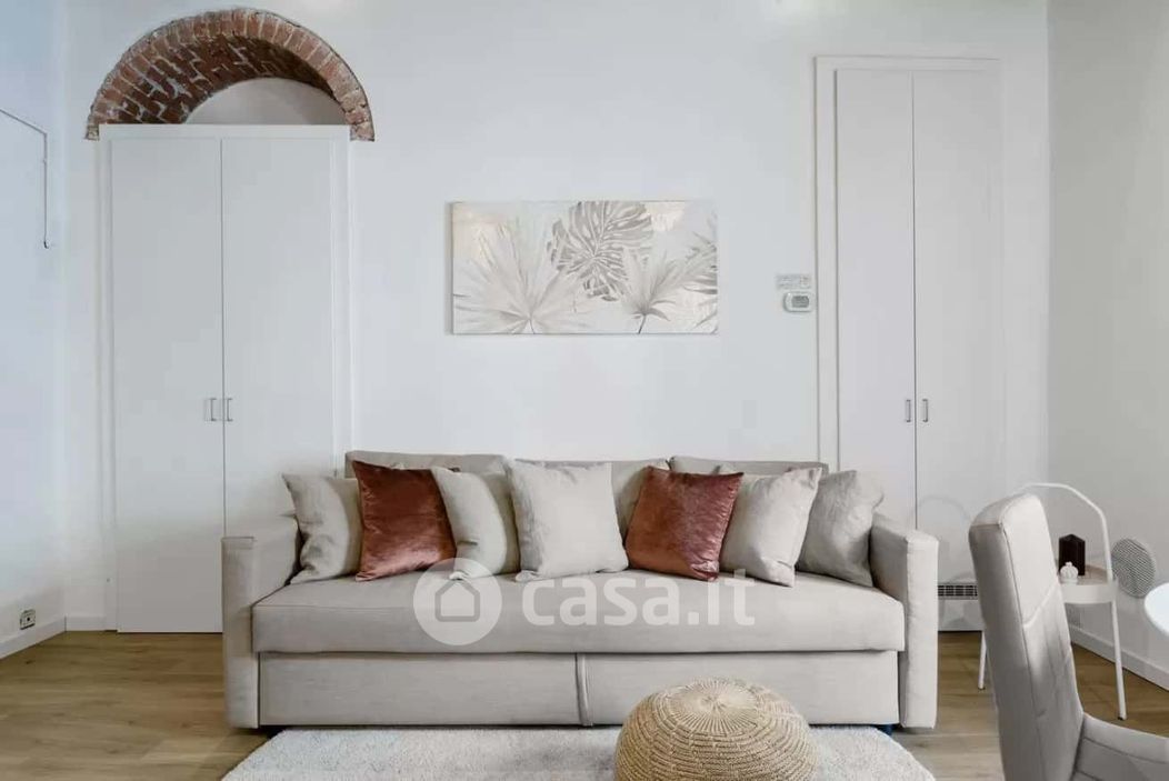Appartamento in Affitto in Via Cesare Balbo 10 a Milano