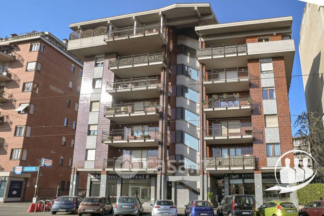 Appartamento in Vendita in Via Monginevro 122 a Torino