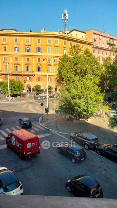 Appartamento in Affitto in Piazza Regina Margherita 27 a Roma