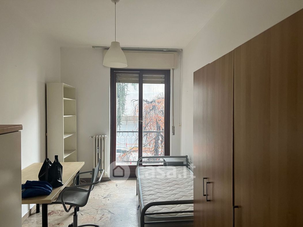 Appartamento in Affitto in Via comacchio 3 a Milano