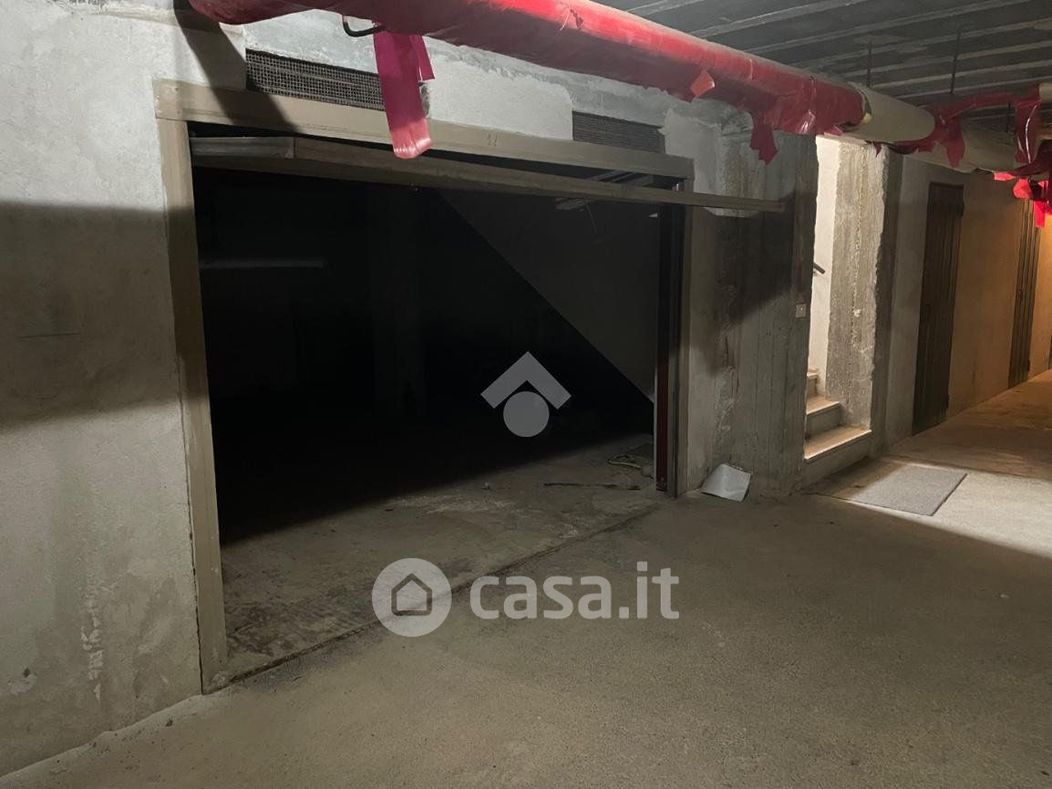 Garage/Posto auto in Vendita in Via Rattalino 12 a Andora