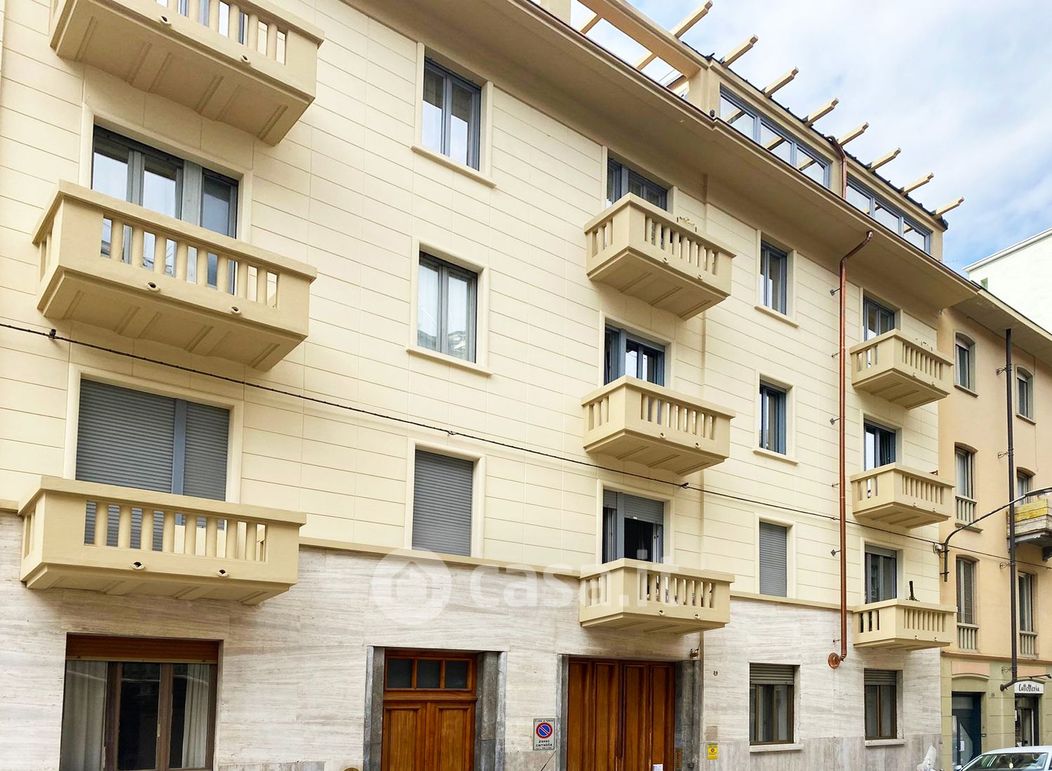 Appartamento in Vendita in Via Legnano a Torino