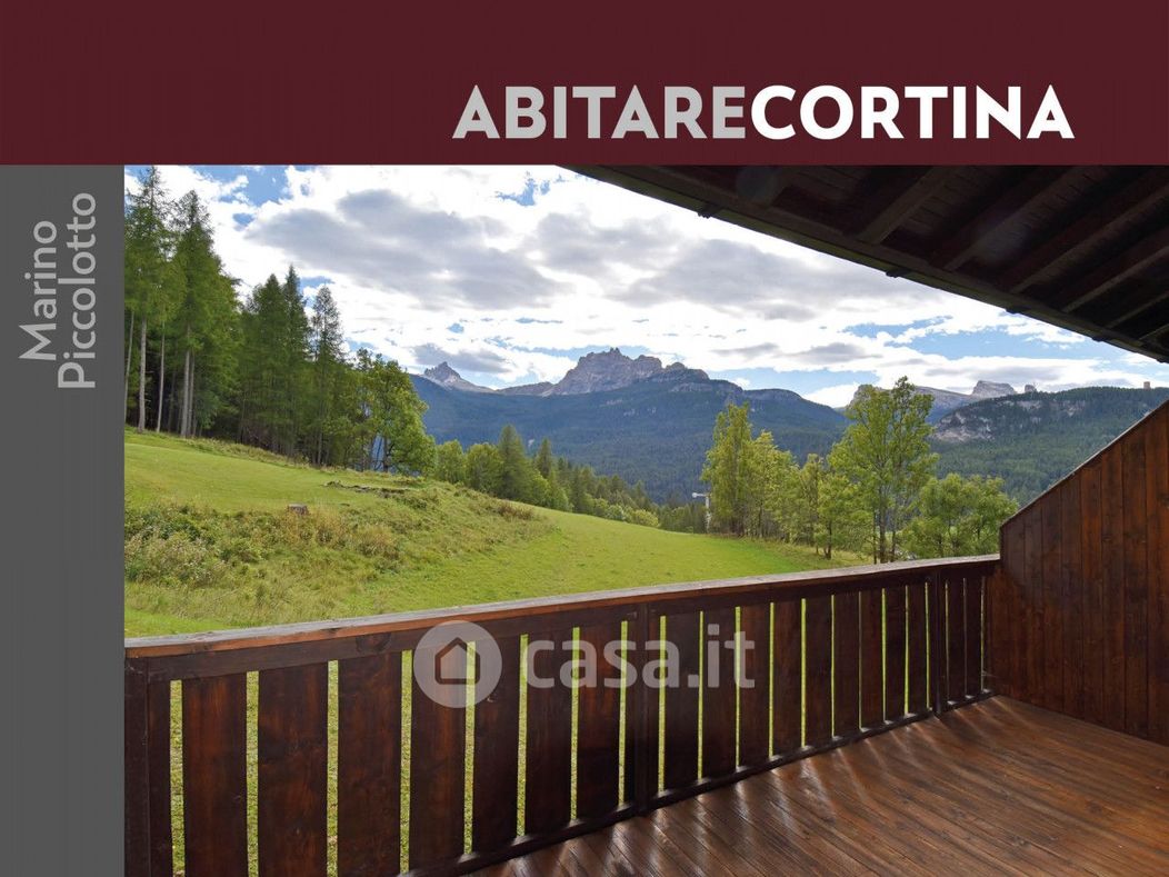 Appartamento in Affitto in Via Crepedel a Cortina d'Ampezzo