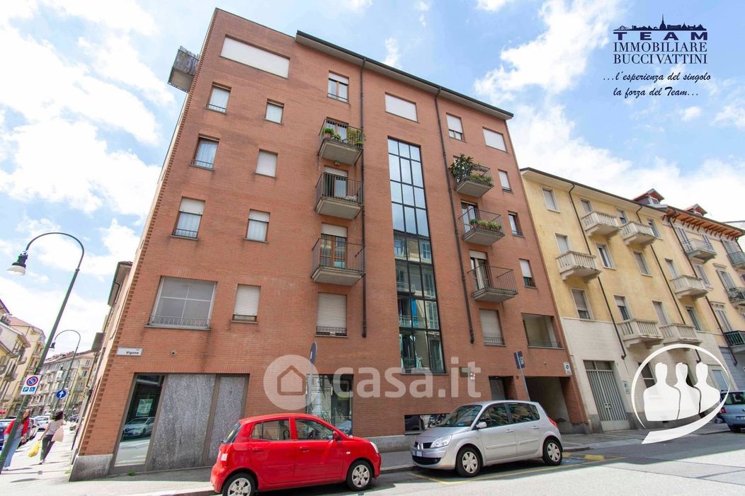 Appartamento in Vendita in Via Vigone 19 a Torino