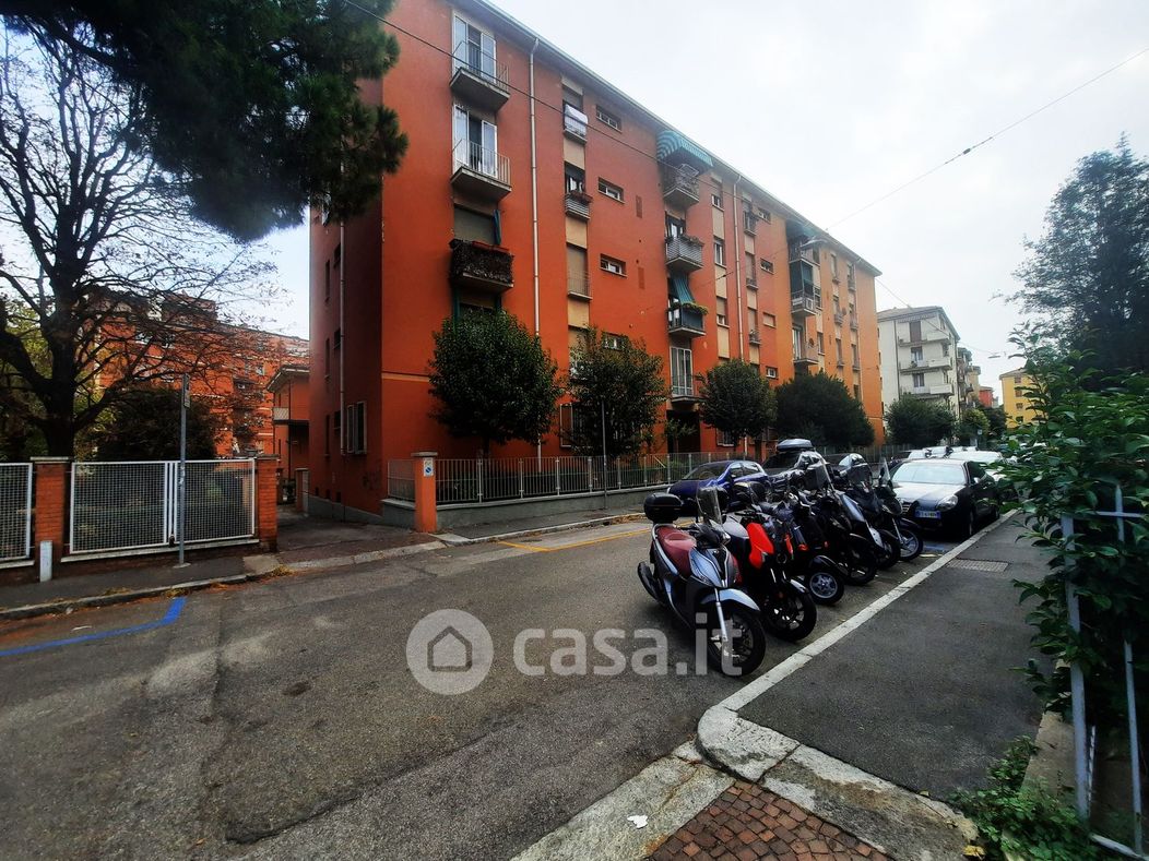 Appartamento in Vendita in Via Lodovico Lazzaro Zamenhof a Bologna