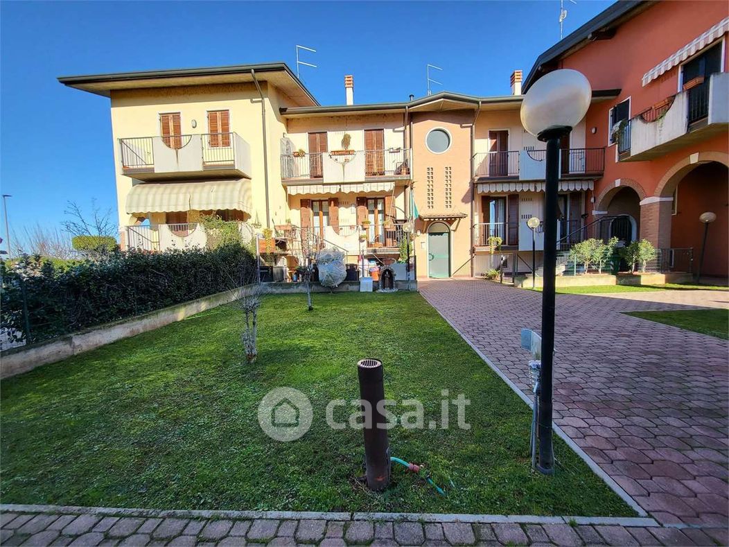 Appartamento in Vendita in Via Stradel Basso 538 a Nogarole Rocca