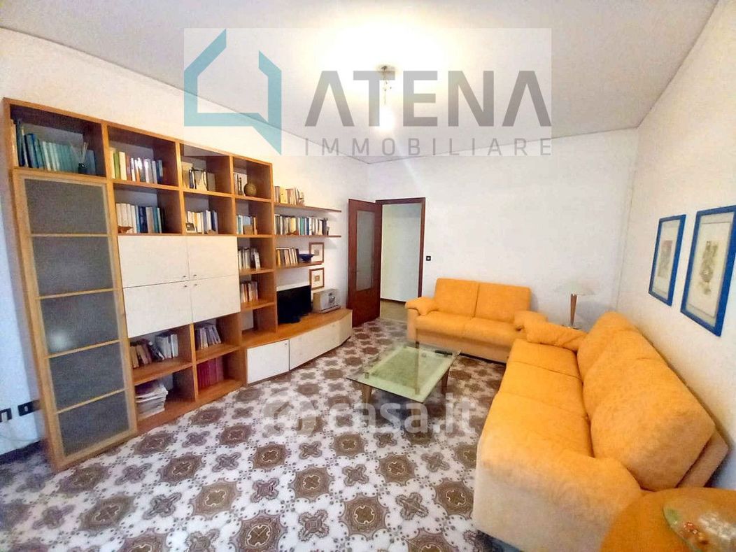 Appartamento in Vendita in Via Elena Valmarana a Padova