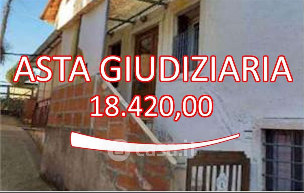 Casa Bi/Trifamiliare in Vendita in Via Refoschi 14 a Cornedo Vicentino