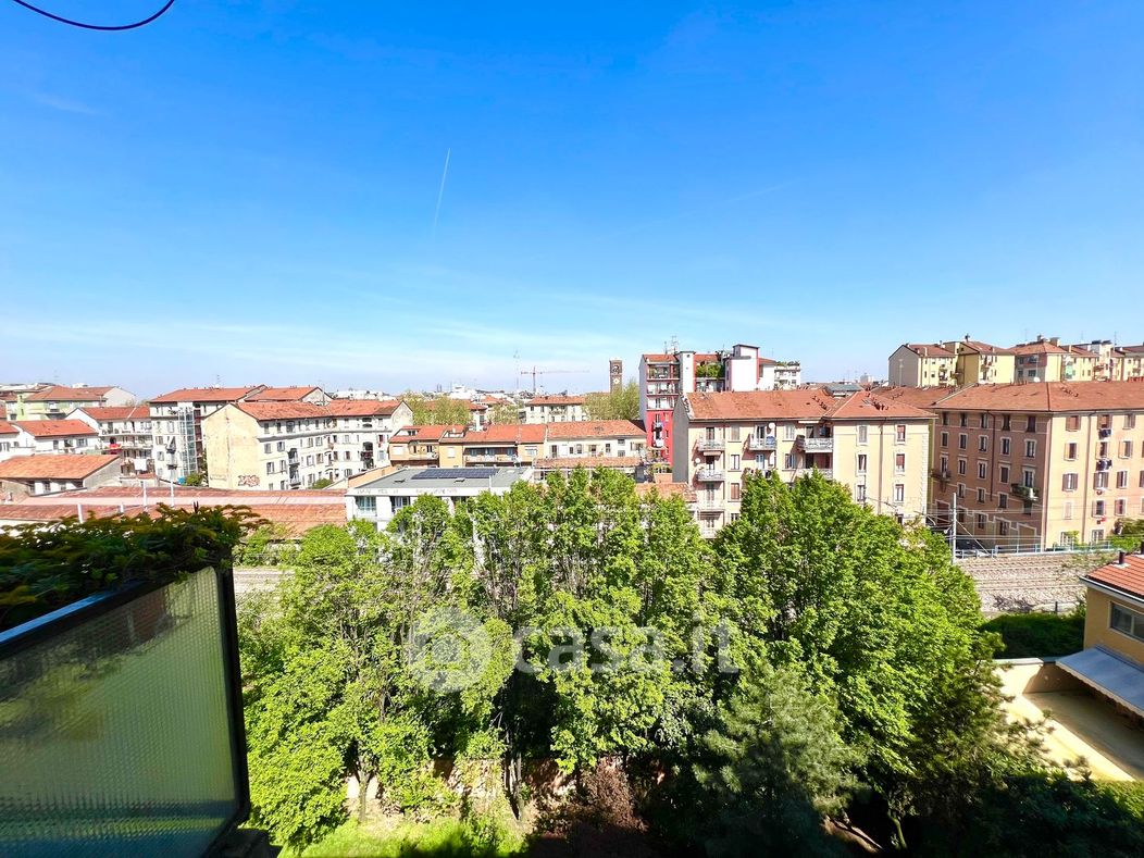 Appartamento in Vendita in Via Francesco Brioschi 50 a Milano