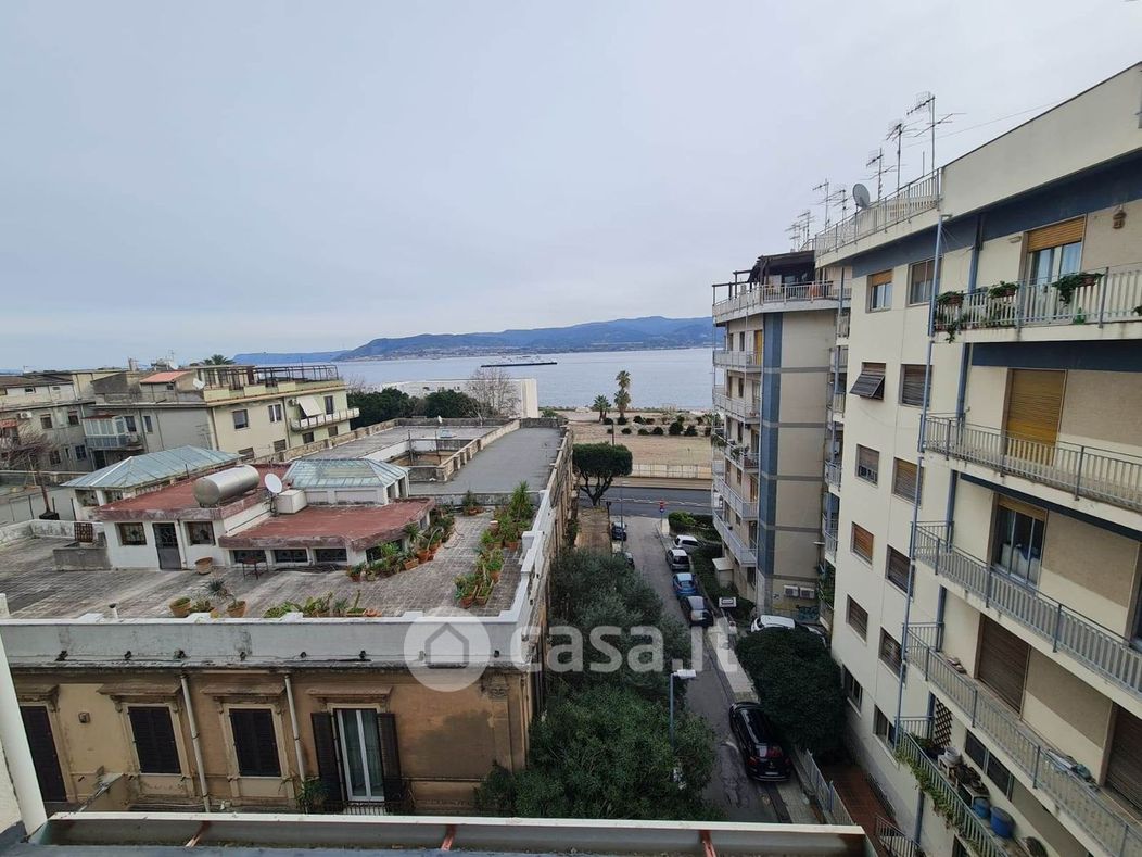 Appartamento in Vendita in Via Nina da Messina a Messina