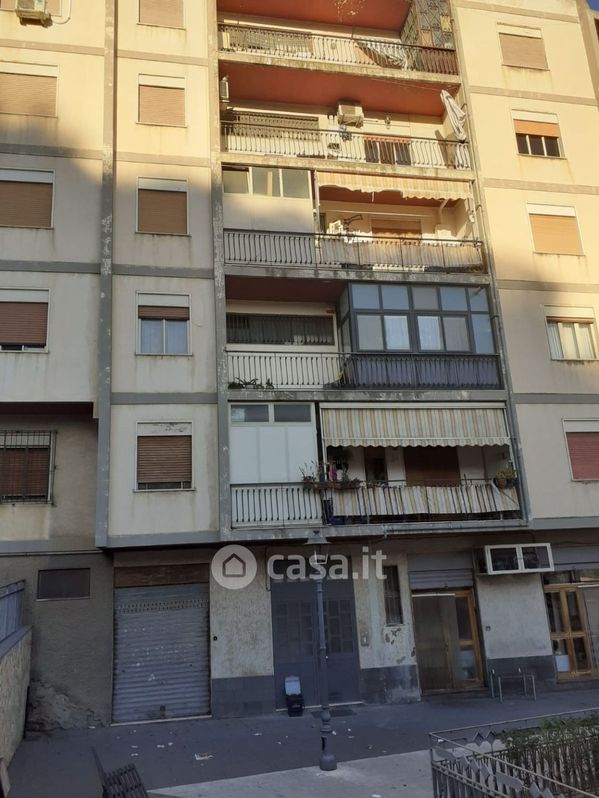 Appartamento in Vendita in Viale Antonino Bertuccio a Messina