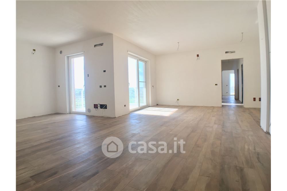 Appartamento in Vendita in Strada Provinciale Modugno - Carbonara 4 a Bari