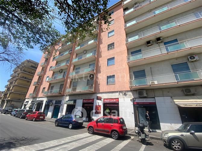 Appartamento in Vendita in Via Sabato Martelli Castaldi a Catania