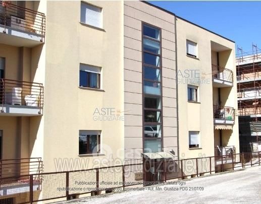 Appartamento in Vendita in Via Asmara 34 a L'Aquila
