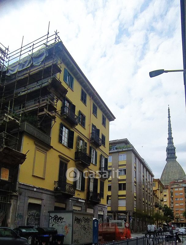 Appartamento in Vendita in Via Tarino 4 bis a Torino