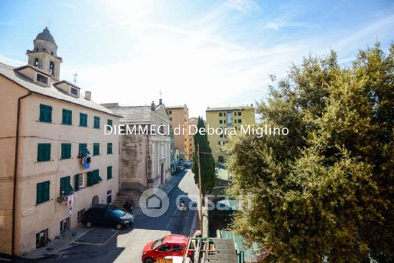 Appartamento in Vendita in Via Santa Maria del Priano 2 a Genova
